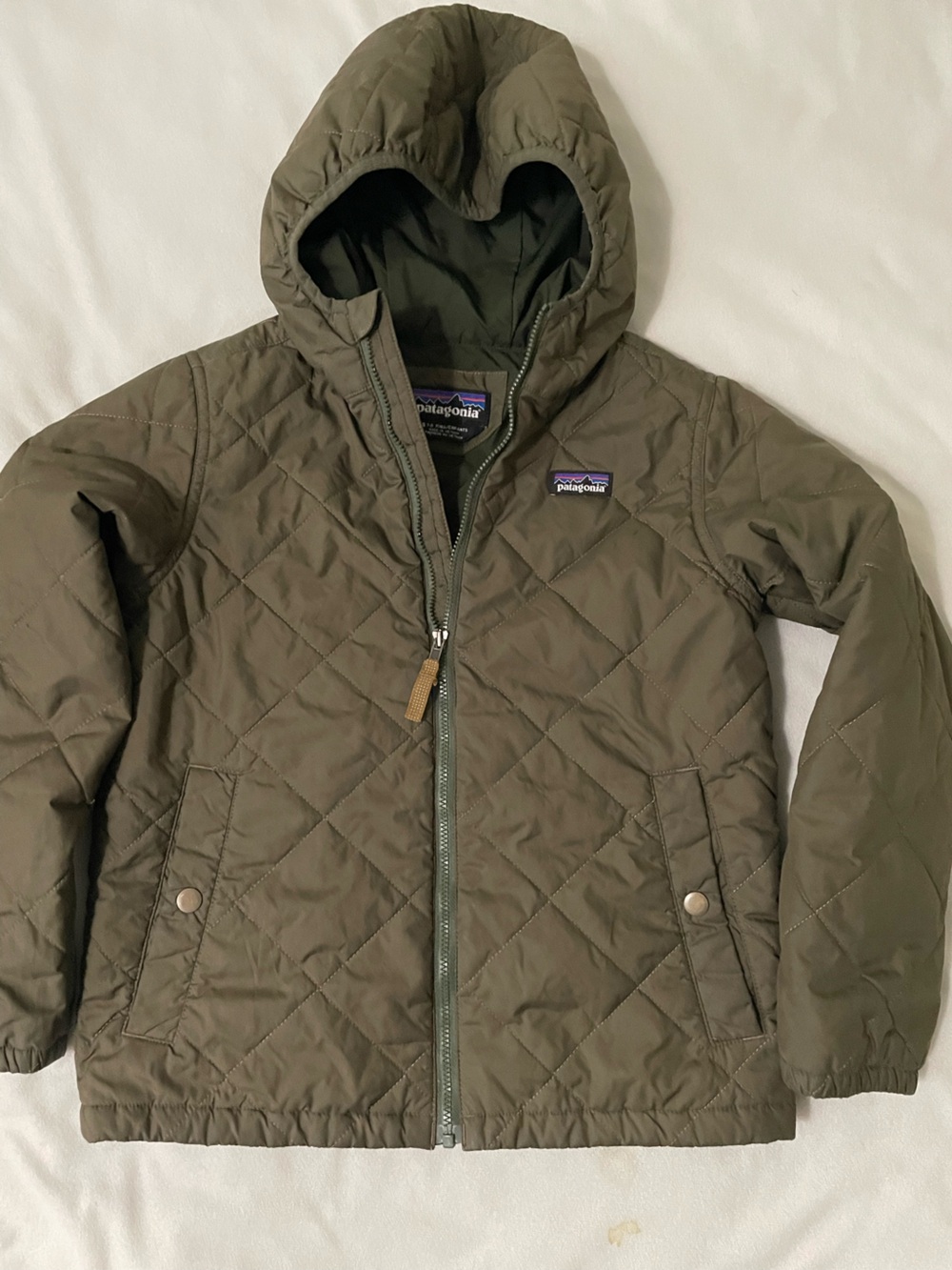 Patagonia Quilted Hooded Jacket in Olive size S 7-8